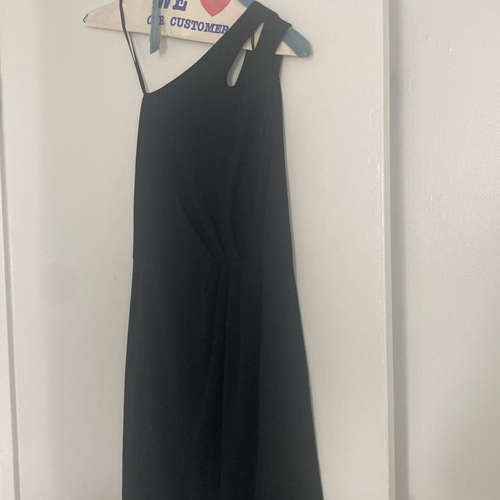 Aidan Mattox one shoulder knee length black dress